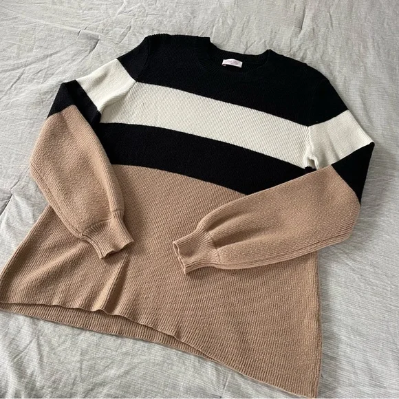 Colorblock Sweater - Picture 2 of 6